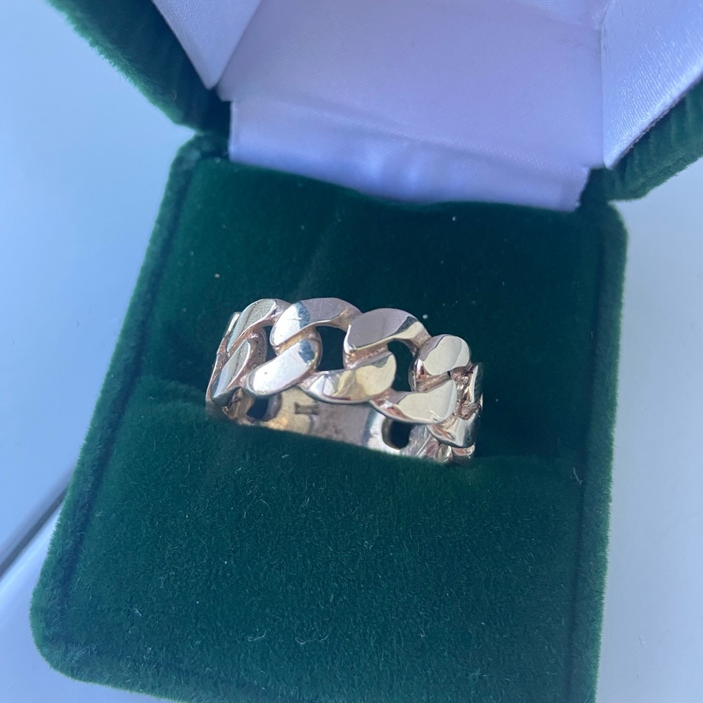10K Gold Cuban Link Ring - Wt 9.14g Sz 10.25